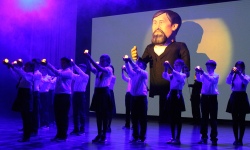 Білім нұрын жаққан жандарға құрмет